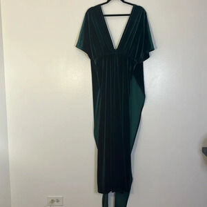 Revelry | Velvet dark green maxi low cut dress Womens size M short sleeve train